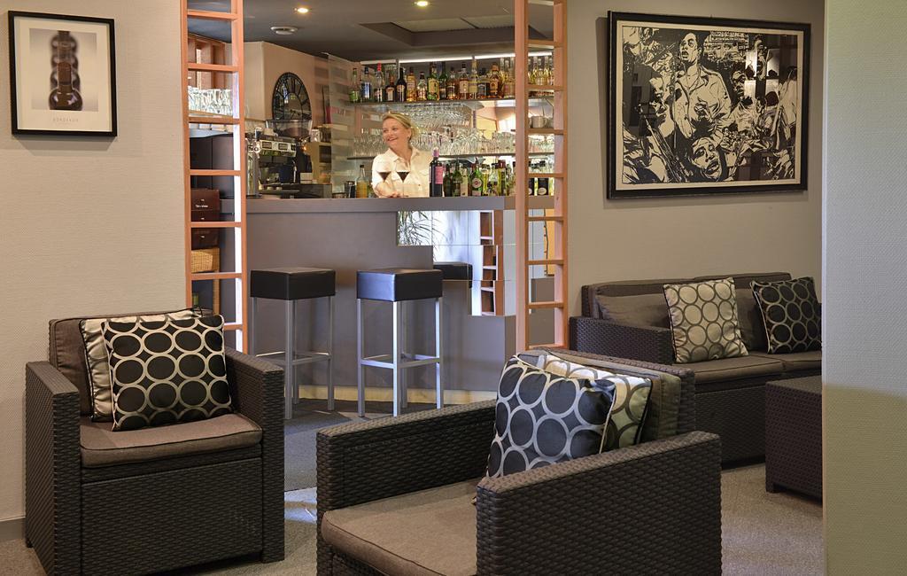 Logis Hotel Le Prieure Saint-Marcel  ภายนอก รูปภาพ
